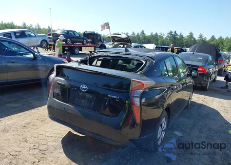 2018 Toyota Prius Four z USA, uszkodzony, nr VIN JTDKARFU2J3551759
